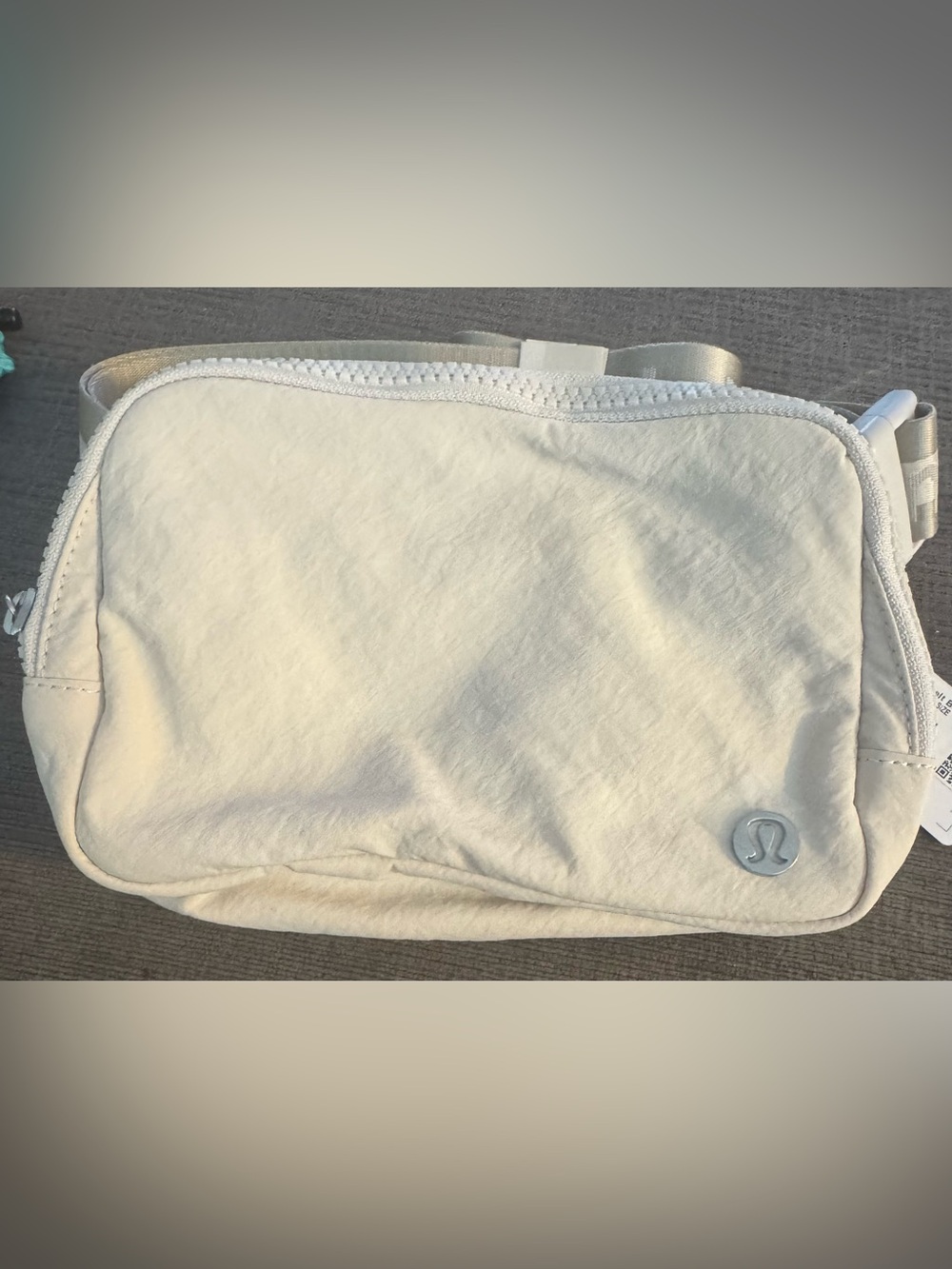 BNWT Lululemon Everywhere Wordmark Crossbody Belt Bag 1L - Ivory Waist Pack